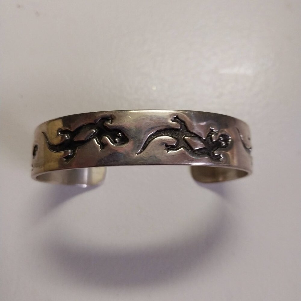 Native American Sterling Silver Cuff Bracelet with Lizard Inlay Design